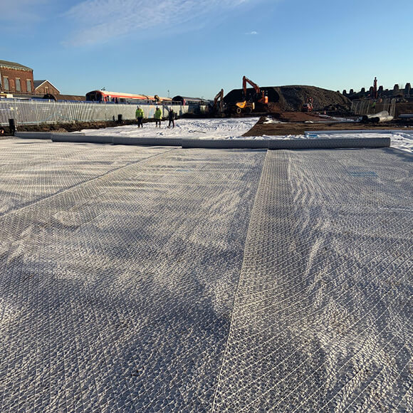 Eastleigh Railway depot using Tensar InterAx